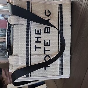 The tote bag